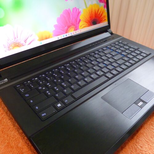 XMG P170 Clevo 17 Zoll FULLHD l Windows 11 SSD l 32GB RAM NEU l QUAD i7 HDMI - Bild 4 von 15