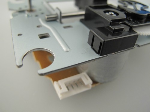 SFP101N / SF-P101N CD Player Complete Mechanism 16 Pin Sanyo Version - Picture 4 of 12