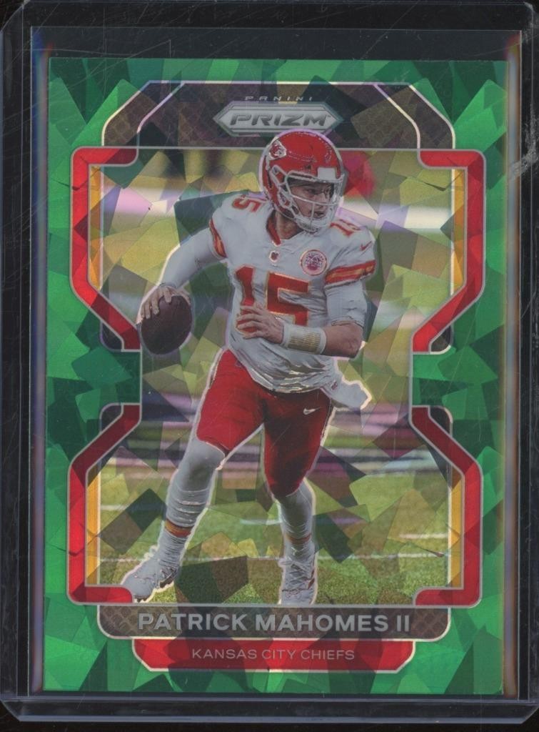 2021 Panini Prizm PATRICK MAHOMES II #190 Green Ice Parallel Chiefs JA566