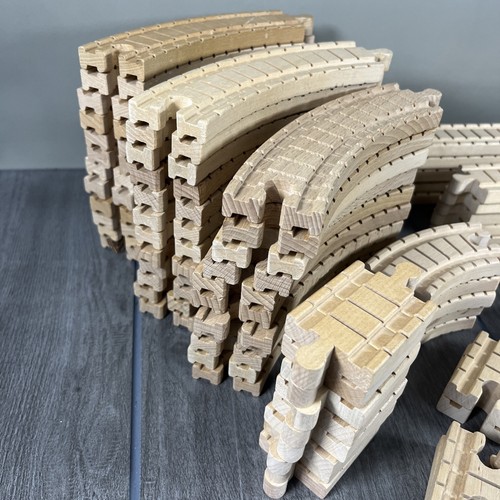 Thomas Wooden Railway Lot Clickity Clack Track Risers Switch Accessory Train Set - Picture 2 of 6