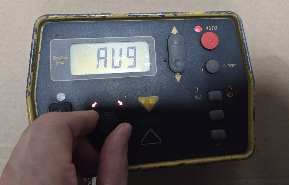 Topcon System 5 Grade and Slope control box 1037002 TSD Sauer