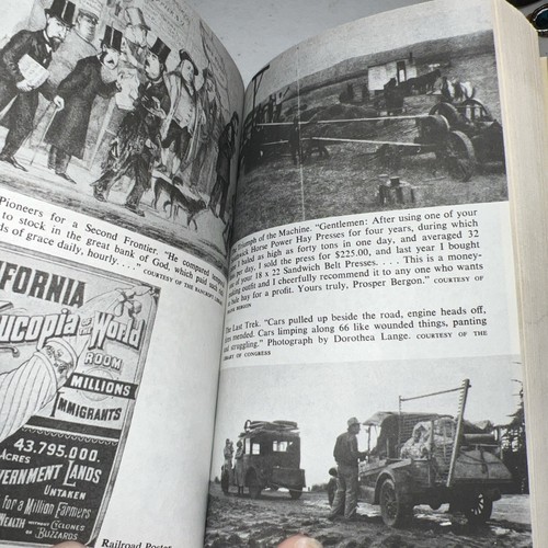 LOOKING FAR WEST (A MENTOR BOOK) By Frank Bergon 1978 1st /1st Mentor PB Print - Picture 9 of 10