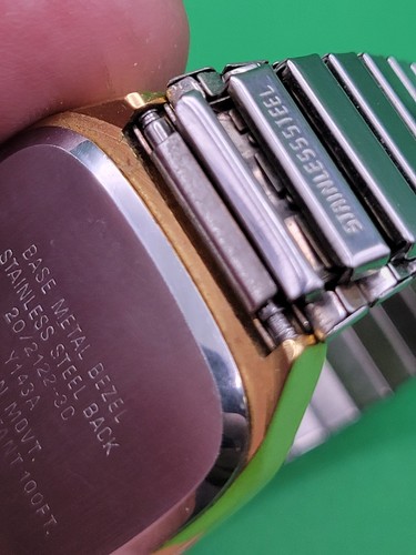 Vintage Armitron Day Date Watch Runs Wristwatch 20/2122 Gold Tone - Picture 11 of 14