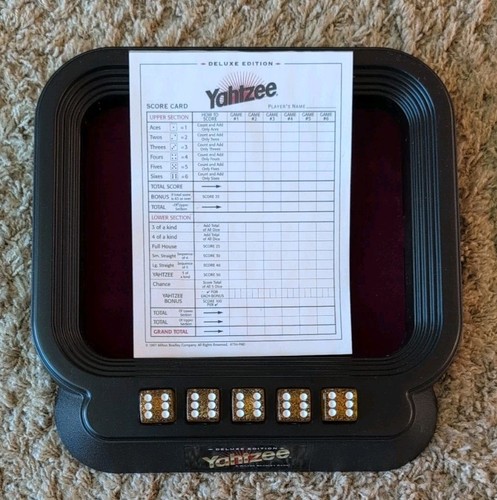 Vintage 1997 Hasbro Yahtzee Deluxe Edition Game, Gold Dice, Complete - Picture 5 of 6