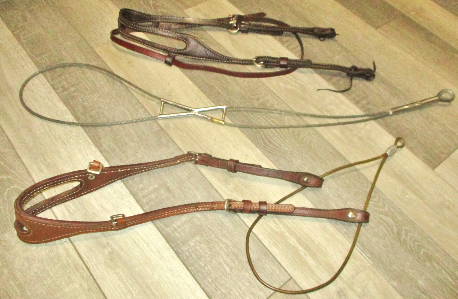 Western Cowboy TACK LOT -2 Shaped Ear bridles -PLUS Steel Cable noseband tiedown