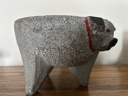 Mexican “Little Piggy” Molcajete (Mortar & Pestle) Stone With 3 Legs Handmade*** - Picture 6 of 14
