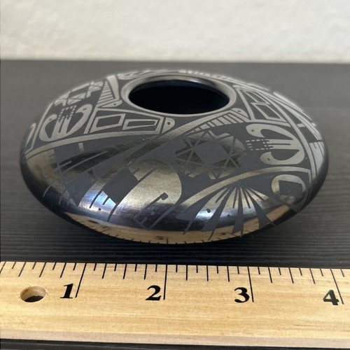 Mata Ortiz Schwarzkühltopf Olla Chihuahua Mexiko ca. 5" signiert Oscar Quezada - Bild 3 von 5