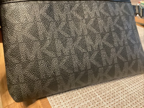 MICHAEL KORS BLACK FANNY PACK NWOT - Picture 6 of 7