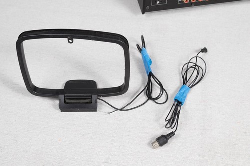 Insignia NS-R2001 200W 2.0 Channel Receiver AM/FM-No Remote-tested/working - Picture 4 of 5