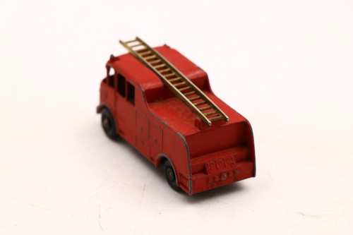 Lesney Matchbox #9 Merryweather Fire Engine & 1962 #14 Lomas Ambulance - Bild 16 von 17