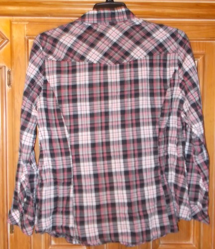 TORRID WOMENS SIZE OX (FITS LIKE XL) BLACK PINK PLAID BUTTON LONG SLEEVE BLOUSE - Picture 2 of 2