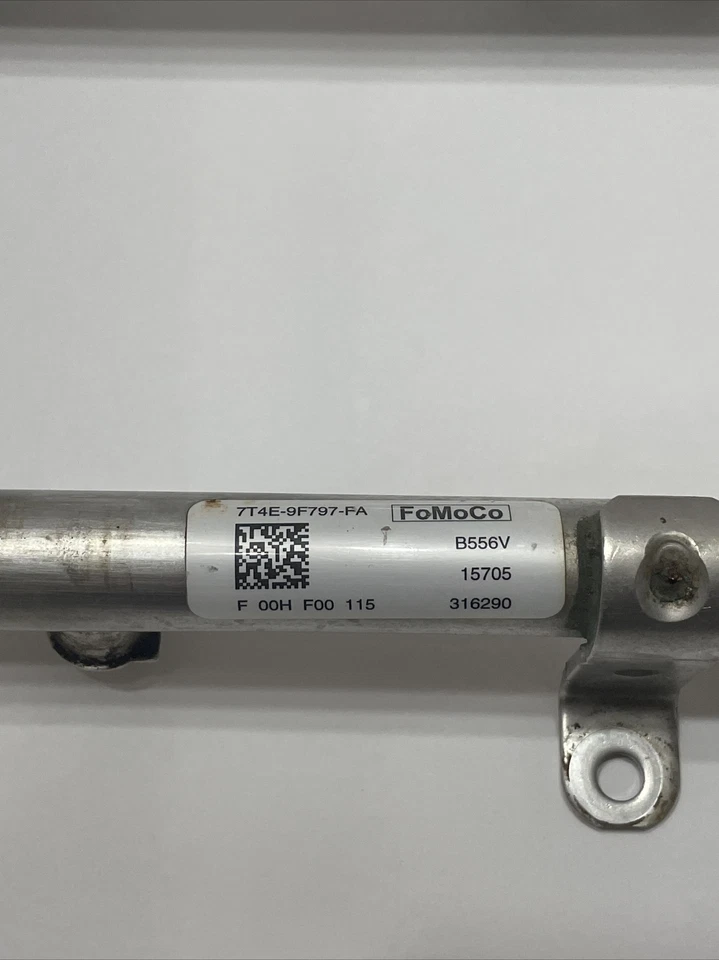 Mercury Sable 2008/carril inyector de combustible Ford usado V6 3,5 L fabricante original Foto 2 de 4