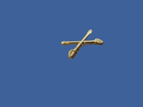 U.S MILITARY CAVALRY METAL HAT BADGES PIN CROSSED SABERS SWORDS MINIATURE PIN - Picture 6 of 6