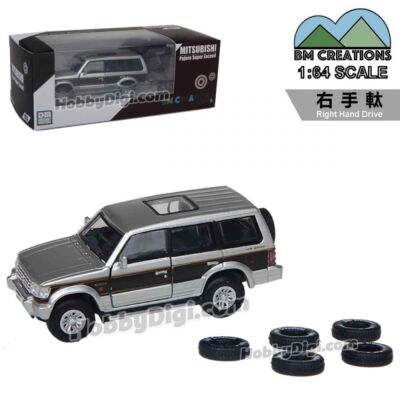 BM Creations - 64B0021 - Mitsubishi Pajero Super Exceed Red Stripe RHD