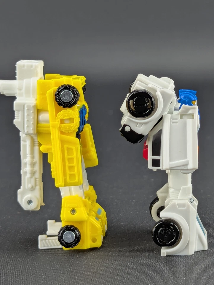 Transformers Siege Road Police Wheel Blaze complete WFC Micromaster 10 Pack - Image 4 of 4