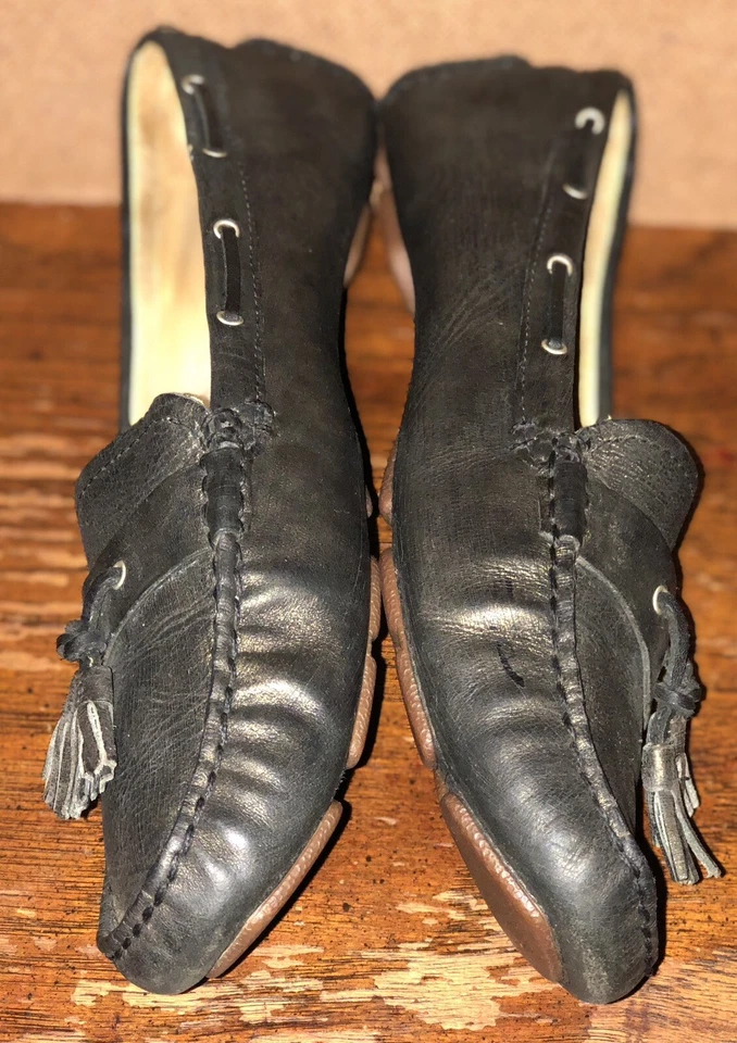 Ugg Moccasins 1950 EU 39 / US 8 Women’s Metallic Shearling Leather Shoes - Image 3 of 4