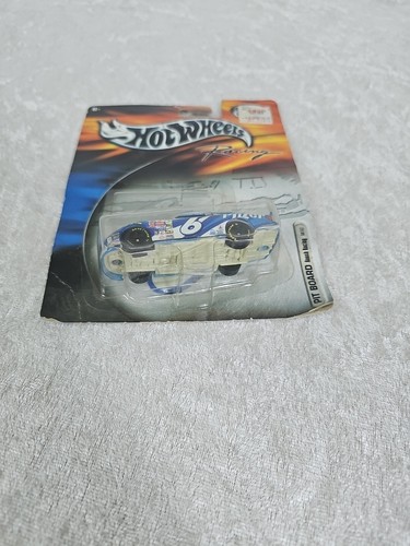 2001 HOT WHEELS RACING Mark Martin #6 Nascar Phzer - Picture 5 of 5