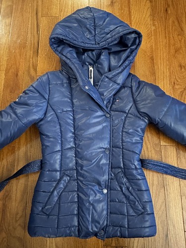 Tommy Hilfiger Puffer Coat Girls Blue L (12/14) with Belt, Hood, Zipper & Snaps - Picture 4 of 13