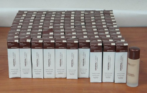 EINE NEUE IN BOX Mineral Fusion flüssige Foundation Make-up neutral 1-1 flüssige Unzen! M214 - Bild 2 von 4