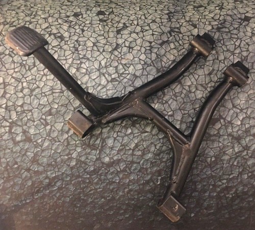 2003-2009 Suzuki GS500F OEM Center Stand GS500 f Centerstand - Picture 1 of 4