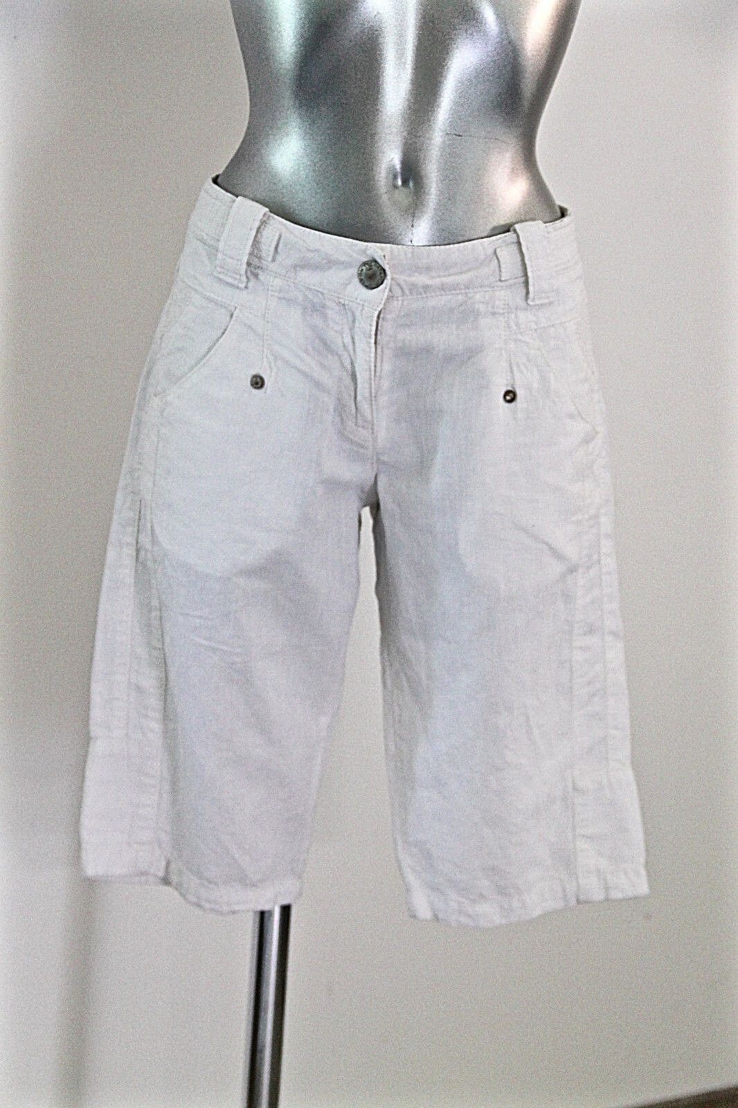 Pretty bermuda shorts safari trek cotton linen white woman NAPAPIJRI size 38 fr Pretty bermuda shorts safari trek cotton linen white woman NAPAPIJRI size 38 fr