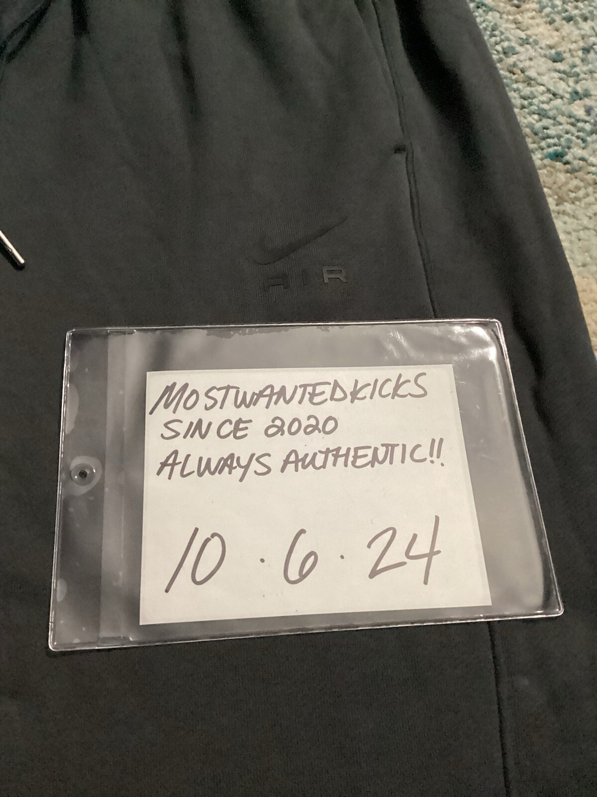 Photo 2/6