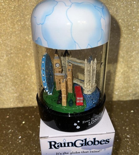 Rain Globes, "Even In The Rain, I Love LONDON." Globes That Rain - Picture 7 of 12