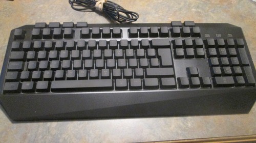 ASUS Wired Gaming USB Red Backlit KB V2 Standard Mechanical Keyboard - Picture 2 of 11