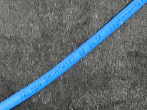 Belden Wire 1533P 24/4P CAT5E F/UTP DataTwist Cable de red Blue Plenum /50ft - Imagen 2 de 9