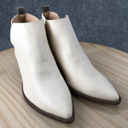 Time And Tru Boots Womens 9.5 Pointed Ankle Booties Heels White Faux Leather - Bild 3 von 17