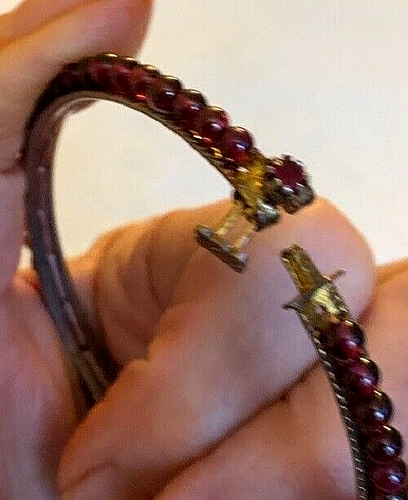 VINTAGE CABOCHON GARNET BRACELET W/SLIDE GARNET CLASP - Picture 4 of 12