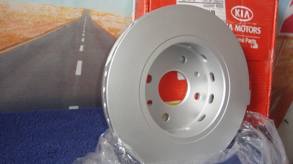 Rotor de freno para Kia Sephia Shuma II escotilla 2003-2004 delantero OEM OK2N1 33251 Z1 Foto 3 de 4