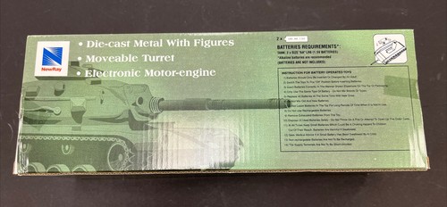 New Boxed! 1/32 New-ray Die Cast King Tiger Battery Operated 1998 #61105 3 Figs$ - Picture 4 of 5