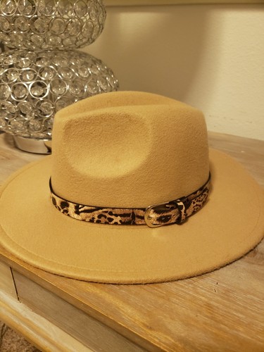 Super Cute Fedora Hat for Women with Leopard Band (Multiple Colors Available) - Picture 2 of 18