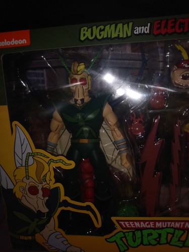 TMNT BUGMAN and Electro Zapper Set - Picture 3 of 4
