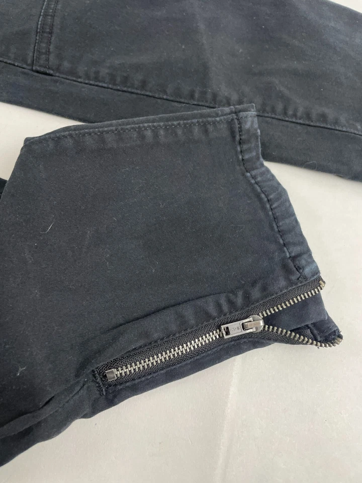 Pantalones de mezclilla Mudd Junior talla 13 negros tiro medio tobillo cremallera utilitarios ajustados elásticos Foto 4 de 4