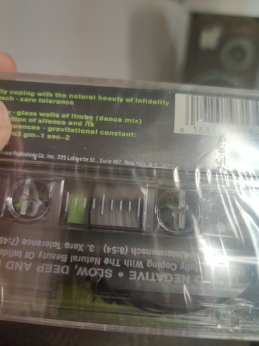 TYPE O NEGATIVE SLOW DEEP AND HARD CASSETTE Tape Metal Roadracer RR9313 Sealed - Picture 8 of 10