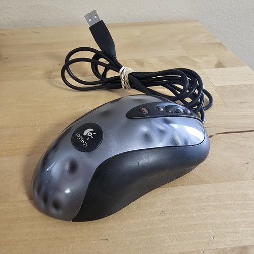 Logitech MX518 USB Wired Optical Gaming Mouse M-BS81A - 第 1/7 張圖片