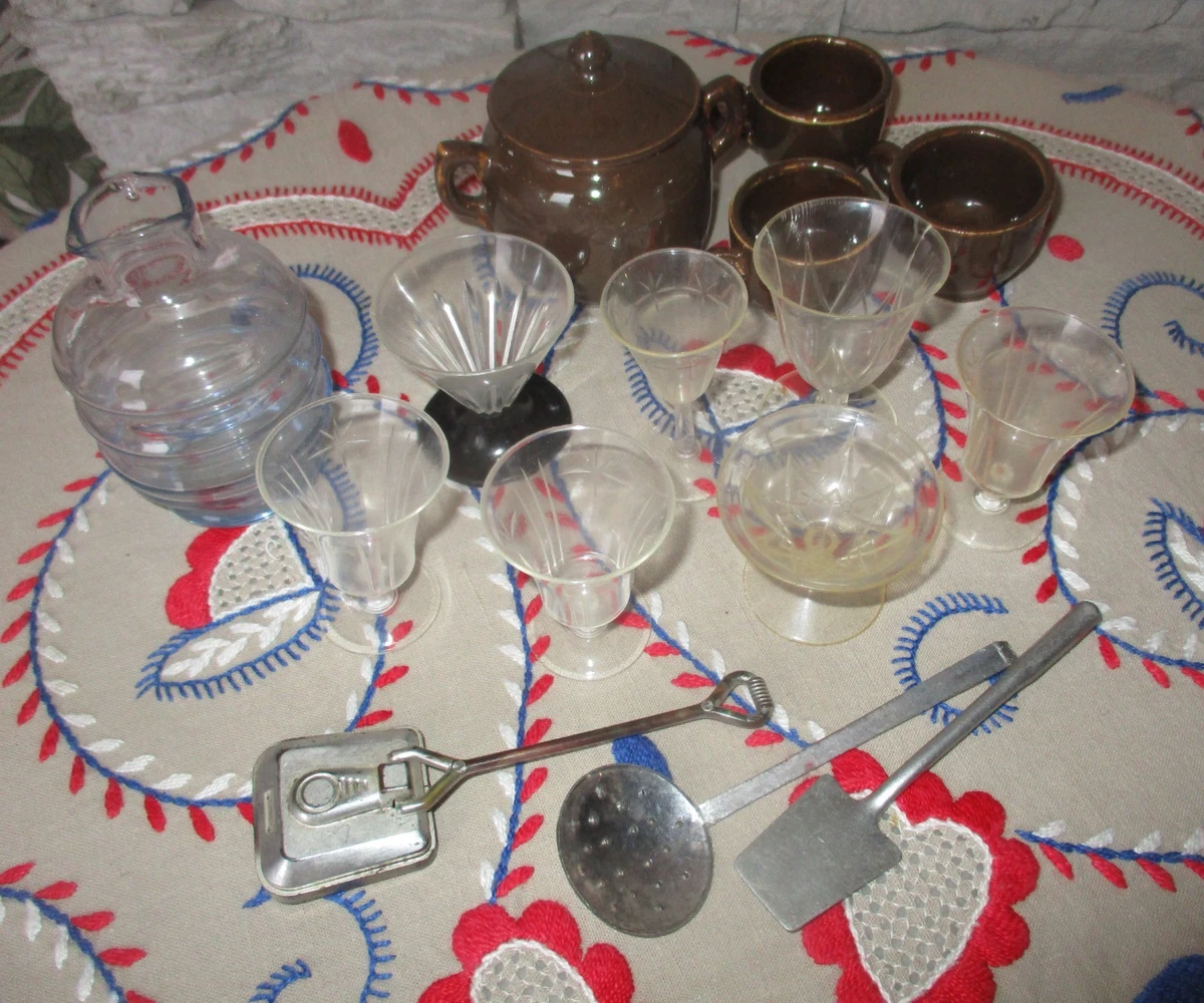 Cuisiniere jouet ancien d'occasion - Collection