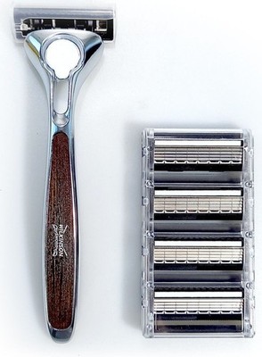 Wilkinson Sword Quattro Essential 4 Vintage Edition Rasierer + 4 Minen