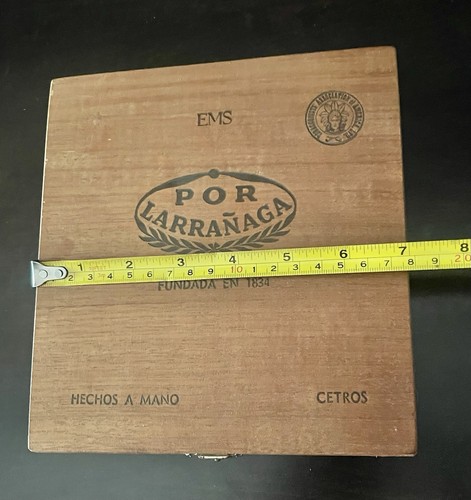 Antica scatola portasigari Por Larrañaga vuota in legno numero 10 ottime condizioni 7,25 x 7 x 1,2 - Foto 16 di 18