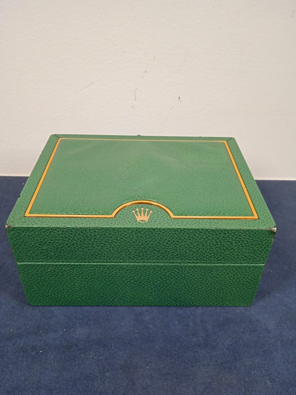 Picture 1 of 6