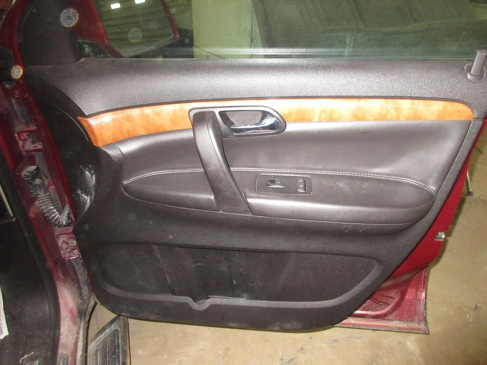 Used Glove Box fits: 2007 Saturn Outlook Grade A - Image 3 of 4