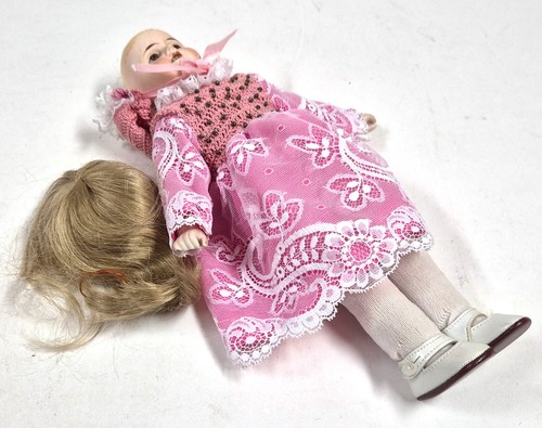 Muñeca Bisque Alemana Antigua - 11.5" L&H 4/0 - Dientes Boca Abierta - Vestido Rosa - Imagen 5 de 7