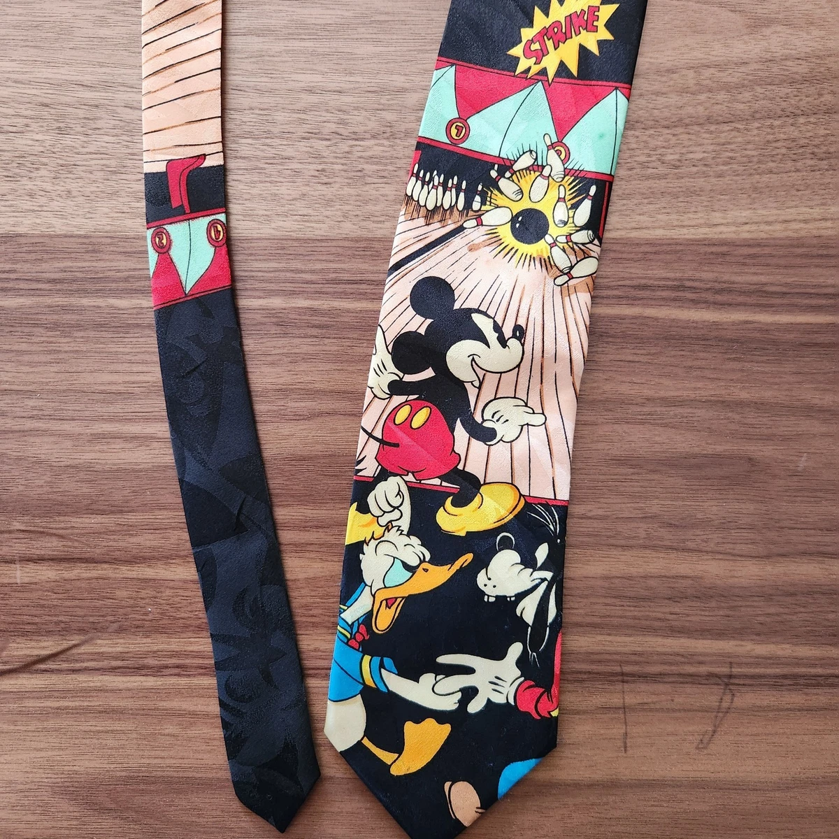Disney Men's Mickey Mouse & Donald Duck Novelty Polyester Tie One Size