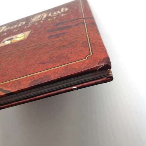 Dutton Books DEAD HIGH YEARBOOK di Ivan Velez - copertina rigida - Foto 3 di 6