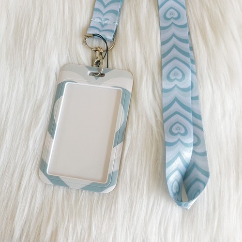 Blue heart lanyard with Id/ card holder - Picture 4 of 4