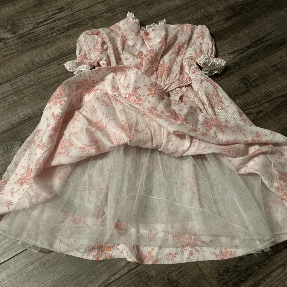 Vintage 70s Sears Girl Dress Pink and White Flowered size 6x - Image 3 of 4