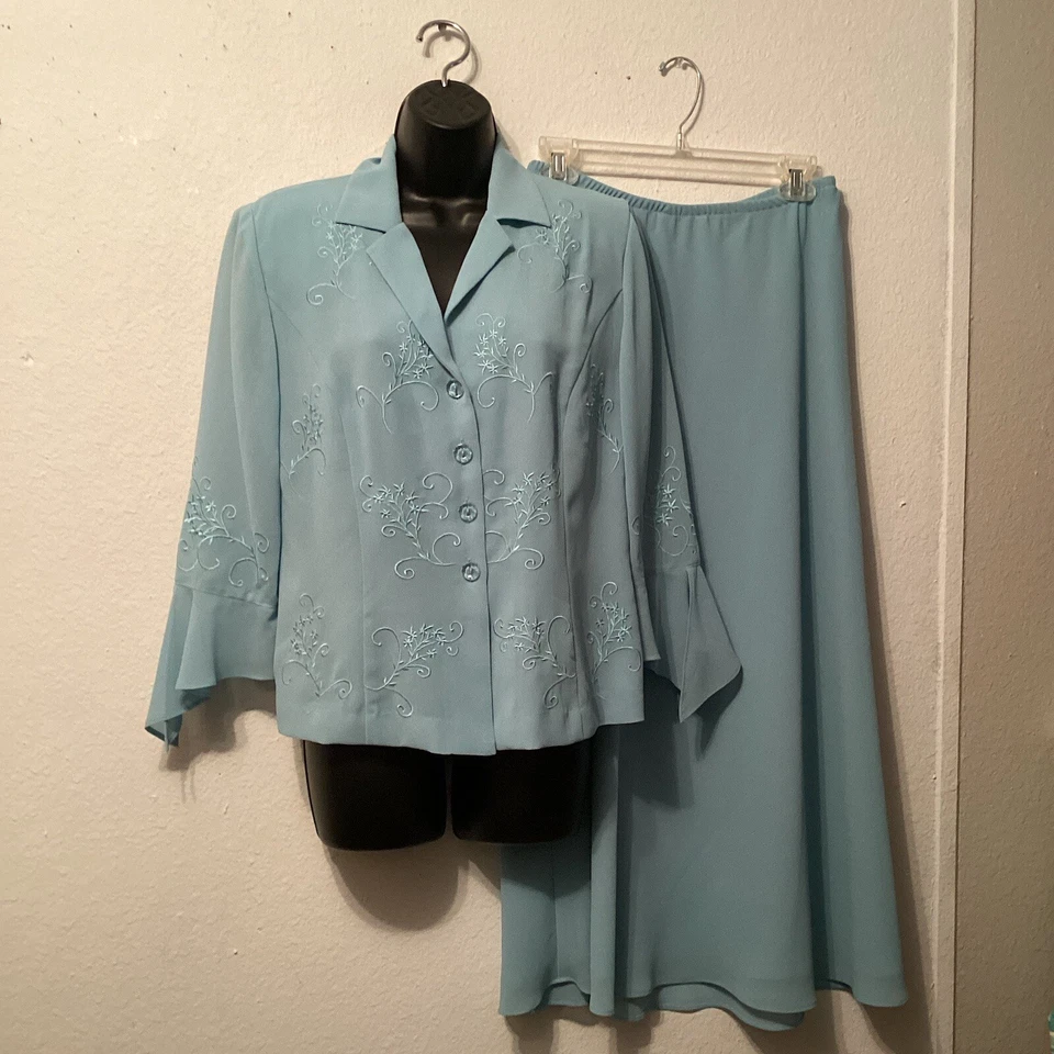 Traje Falda Draper& Damon 10 Foto 2 de 4