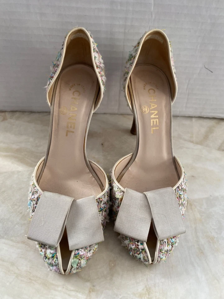 Chanel Ivory Multi Color Fantasy Tweed Peep Toe Pump Heel Shoe Size 36 US 6 - Image 4 of 4